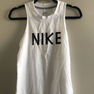 Nike workout top